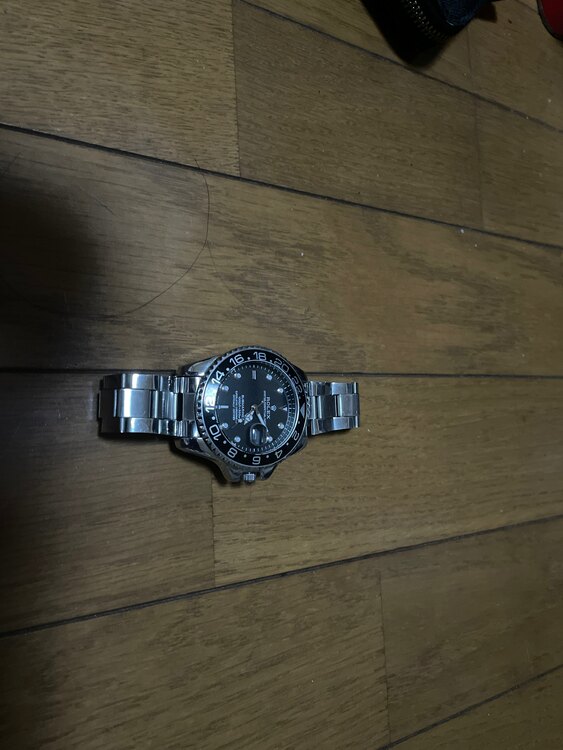 ロレックス ヨットマスター （高級時計）の商品画像 - 査定依頼日：2025年5月8日 - 最高査定価格：1,300,000円