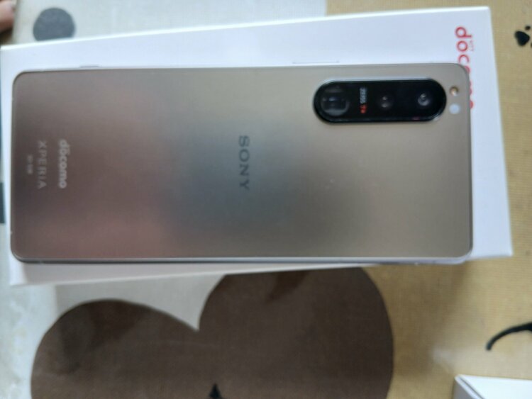 Xperia5（スマホ）の商品画像 - 査定依頼日：2026年5月9日 - 最高査定価格：100,000円
