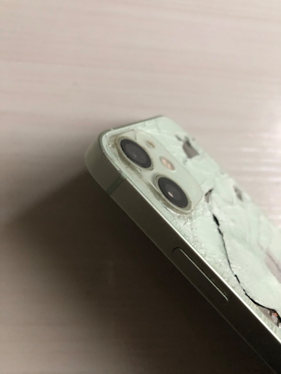 iPhone12 mini（スマホ）の商品画像 - 査定依頼日：2026年4月10日 - 最高査定価格：27,000円