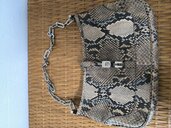 ジャッキー・パイソン ワンショルダーバッグ（トム・フォード期001-4032）（ブランドバッグ）の商品画像 - 査定依頼日：2026年4月5日 - 最高査定価格：110,000円