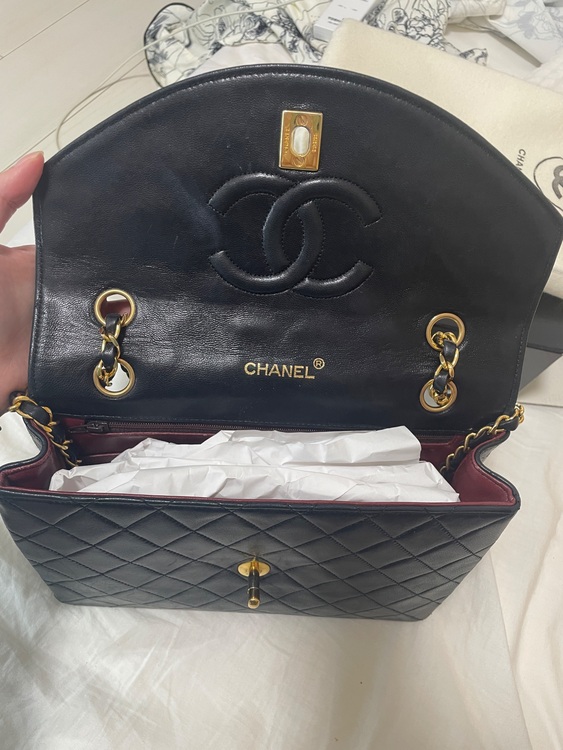 ヴィンテージダイアナフラップバッグ？（ブランドバッグ）の商品画像 - 査定依頼日：2025年12月1日 - 最高査定価格：450,000円