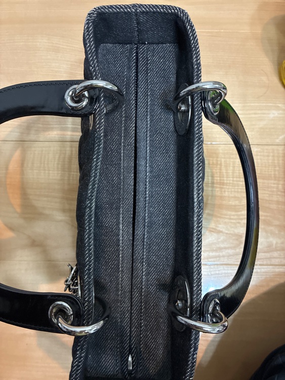 ディオール  （ブランドバッグ）の商品画像 - 査定依頼日：2025年12月2日 - 最高査定価格：150,000円