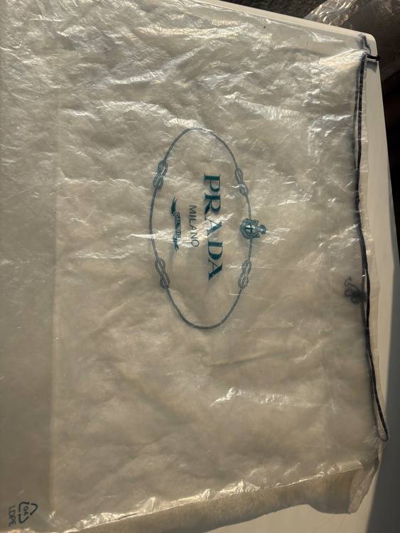 ショルダー（ブランドバッグ）の商品画像 - 査定依頼日：2025年12月14日 - 最高査定価格：40,000円