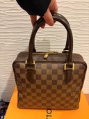 ブベラ（ブランドバッグ）の商品画像 - 査定依頼日：2026年4月21日 - 最高査定価格：100,000円