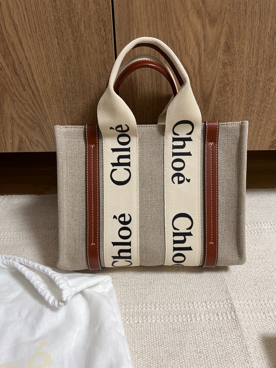 リネン製WOODYスモールトートバッグ（ブランドバッグ）の商品画像 - 査定依頼日：2025年7月31日 - 最高査定価格：20,000円