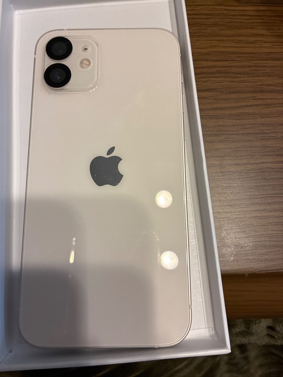 iPhone 12 64GB SIMフリー（スマホ）の商品画像 - 査定依頼日：2026年3月29日 - 最高査定価格：25,000円