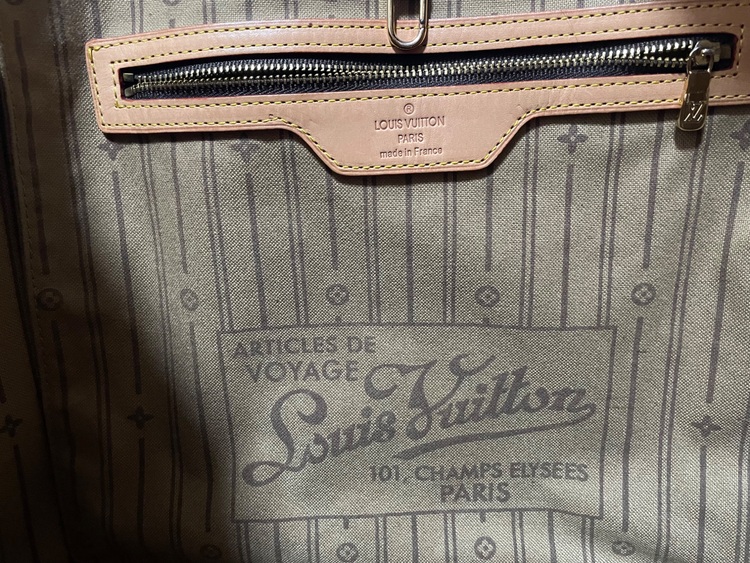 ルイ・ヴィトン（Louis Vuitton）ネヴァーフル MM モノグラム （ブランドバッグ）の商品画像 - 査定依頼日：2025年8月24日 - 最高査定価格：150,000円