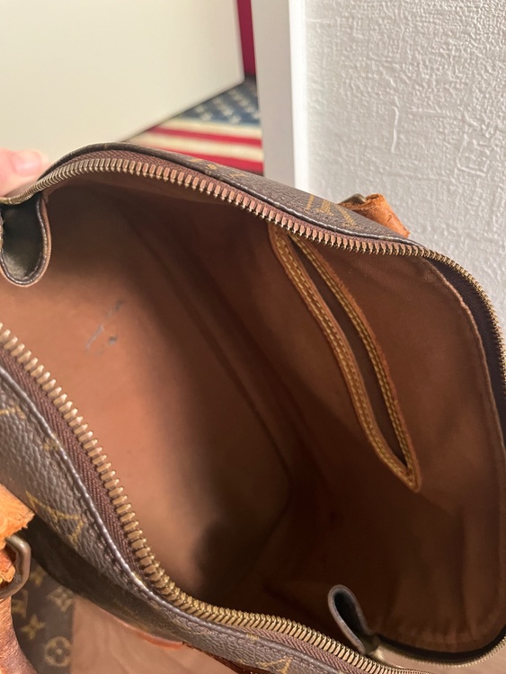 アルマ（ブランドバッグ）の商品画像 - 査定依頼日：2026年3月11日 - 最高査定価格：23,000円