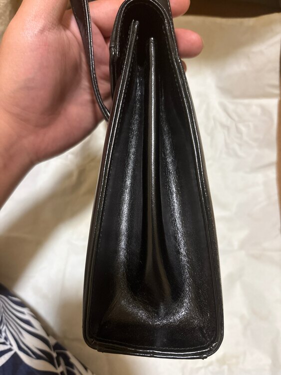 ジバンシィ  （ブランドバッグ）の商品画像 - 査定依頼日：2025年5月9日 - 最高査定価格：2,000円