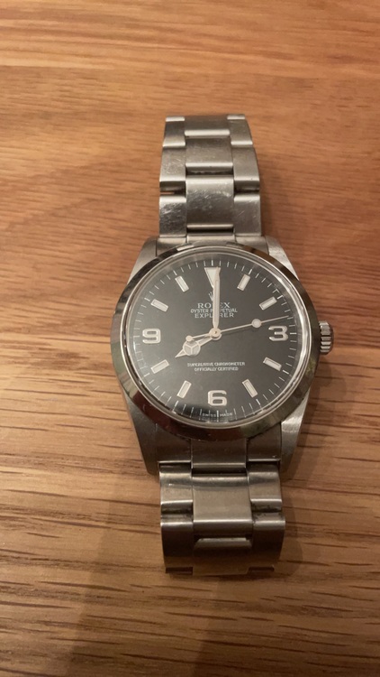 ロレックス エクスプローラー 11427（高級時計）の商品画像 - 査定依頼日：2025年10月30日 - 最高査定価格：900,000円