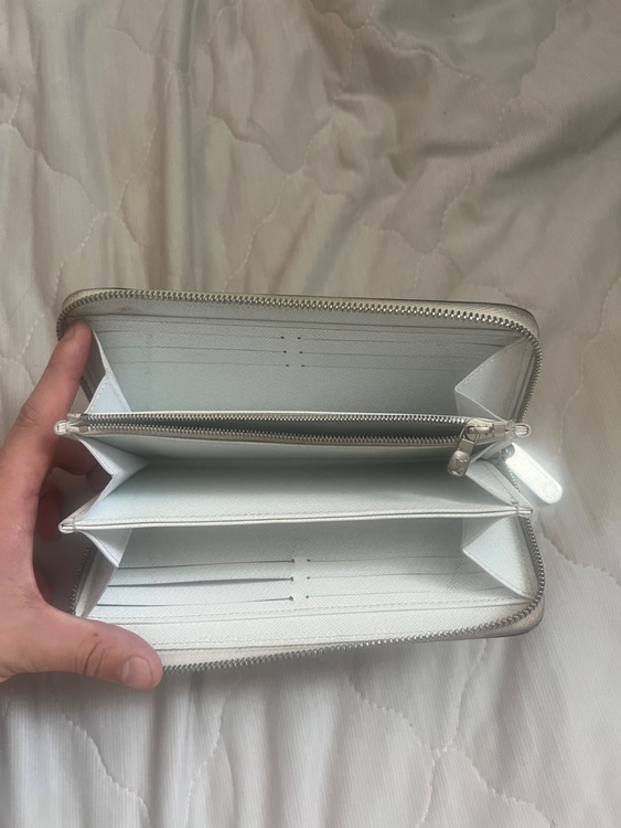 ルイヴィトン エピ （ブランドバッグ）の商品画像 - 査定依頼日：2025年9月21日 - 最高査定価格：65,000円