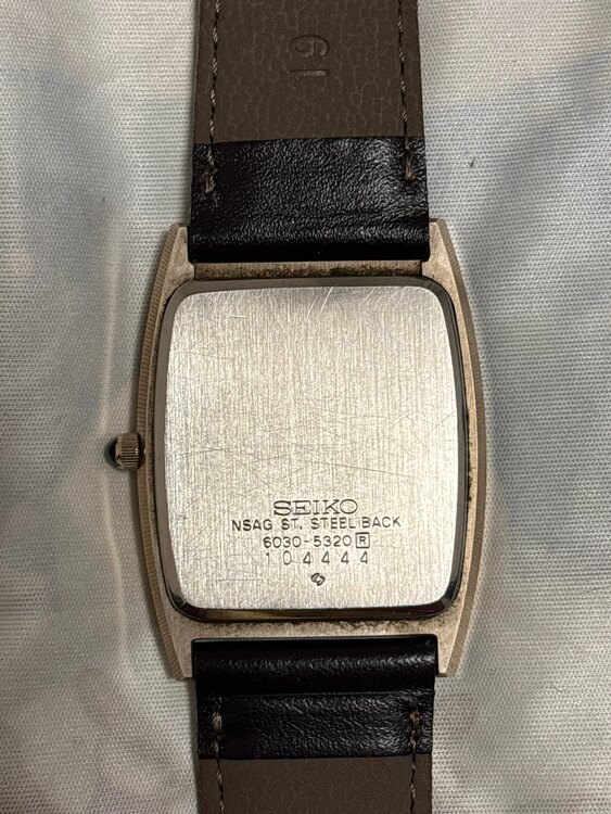 セイコー グランドセイコー 6030-5320r（高級時計）の商品画像 - 査定依頼日：2025年5月30日 - 最高査定価格：2,000円