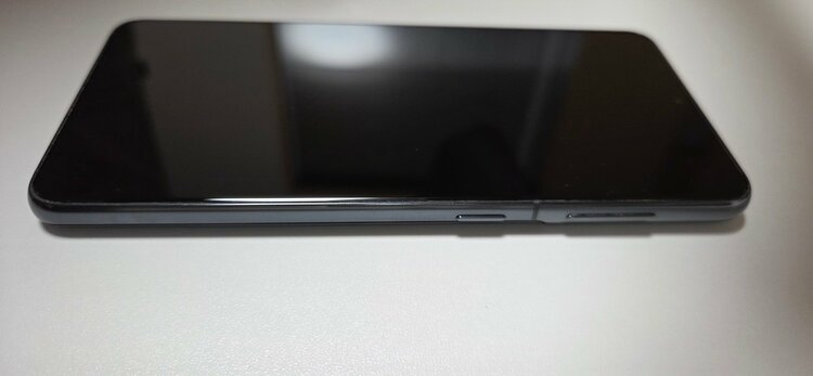 Galaxy Galaxy S21 シリーズ 【docomo】Galaxy S21 5G SC-51B（スマホ）の商品画像 - 査定依頼日：2026年8月20日 - 最高査定価格：13,000円