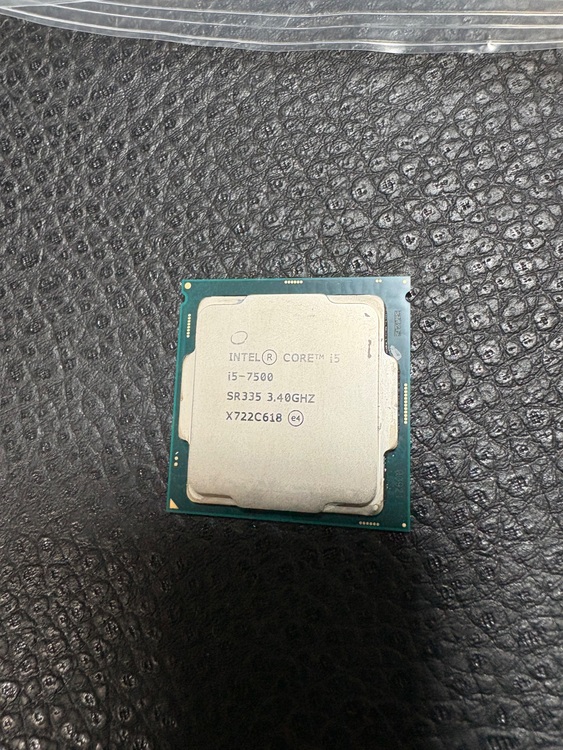 パソコンパーツ（PC・タブレット）の商品画像 - 査定依頼日：2025年8月12日 - 最高査定価格：6,500円