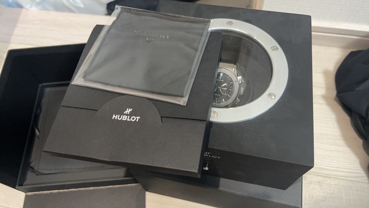 ウブロ クラシックフュージョン （高級時計）の商品画像 - 査定依頼日：2025年9月18日 - 最高査定価格：750,000円