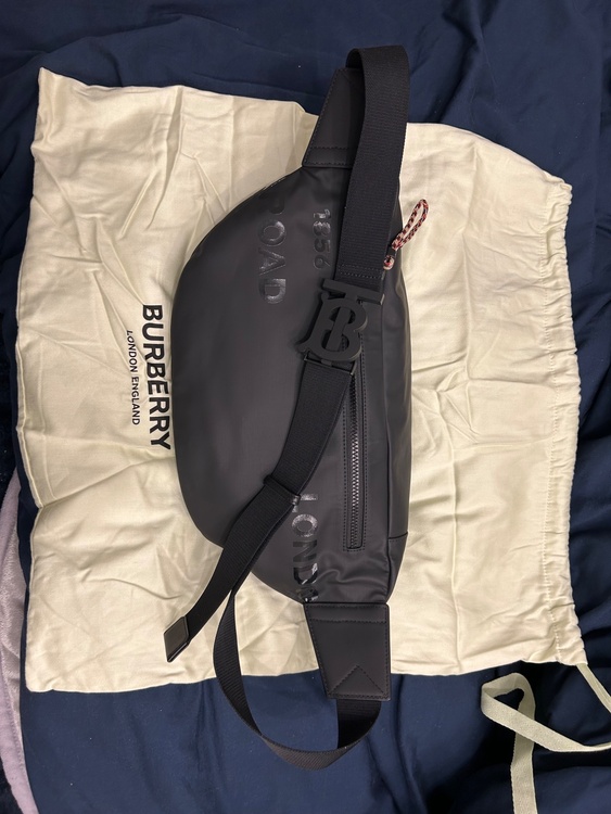 その他 バーバリー （ブランドバッグ）の商品画像 - 査定依頼日：2026年4月6日 - 最高査定価格：5,000円