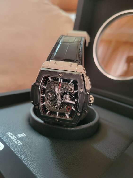 ウブロ ビックバン 601NM0173LQ（高級時計）の商品画像 - 査定依頼日：2025年4月17日 - 最高査定価格：1,200,000円