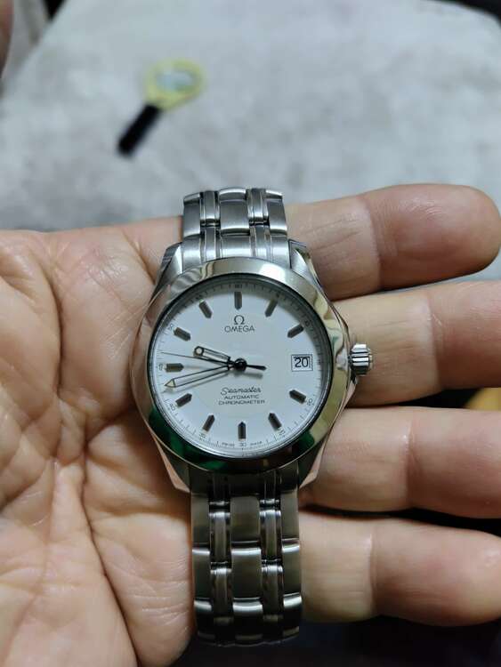 オートマチッククロノメーター（高級時計）の商品画像 - 査定依頼日：2025年1月22日 - 最高査定価格：100,000円