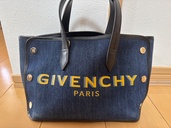 ジバンシィ  （ブランドバッグ）の商品画像 - 査定依頼日：2026年2月13日 - 最高査定価格：3,000円