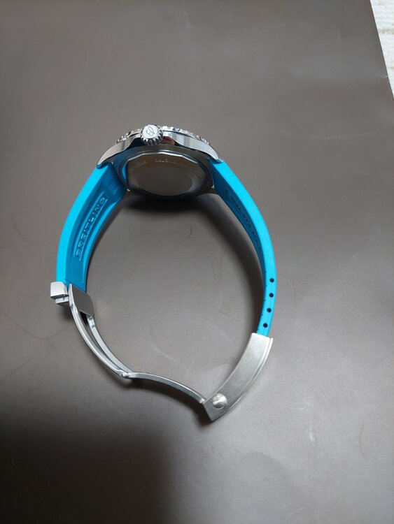 ブライトリング スーパーオーシャン （高級時計）の商品画像 - 査定依頼日：2025年12月25日 - 最高査定価格：480,000円