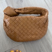 ボッテガ・ヴェネタ  （ブランドバッグ）の商品画像 - 美品 - 査定完了日：2025.08.21 - 最高査定価格：160,000円