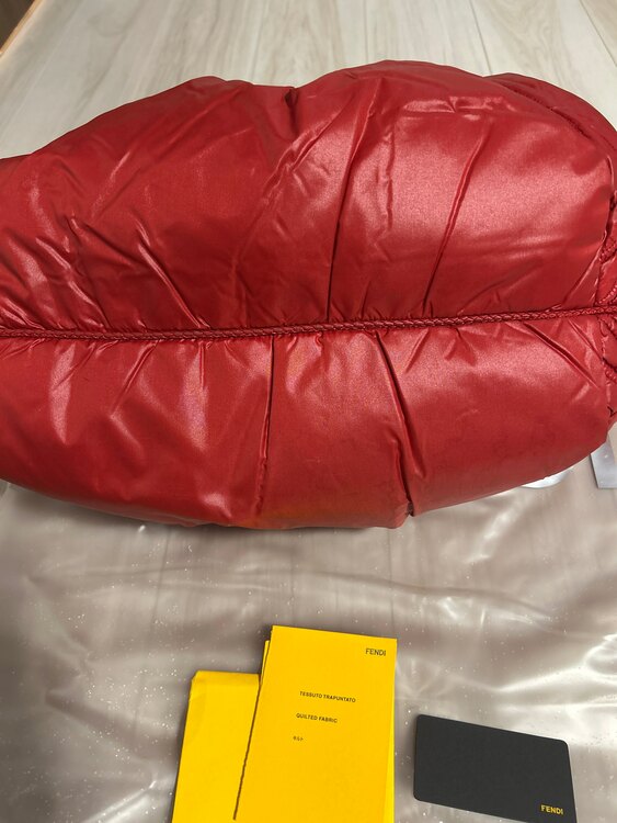 フェンディ  （ブランドバッグ）の商品画像 - 査定依頼日：2025年1月22日 - 最高査定価格：30,000円