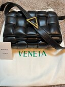 パデッドカセット（ブランドバッグ）の商品画像 - 査定依頼日：2024年9月22日 - 最高査定価格：150,000円