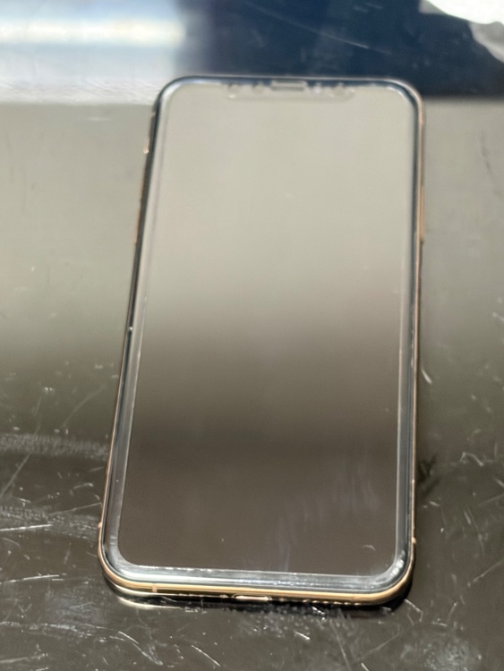 iPhoneXS（スマホ）の商品画像 - 査定依頼日：2026年3月19日 - 最高査定価格：13,000円