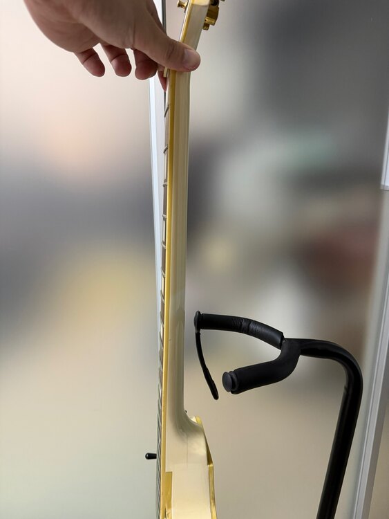 エピフォン　レスポールカスタム（ピアノ・楽器・PA機材）の商品画像 - 査定依頼日：2025年5月5日 - 最高査定価格：15,000円