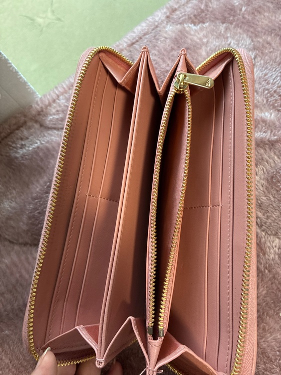 ディオール  （ブランドバッグ）の商品画像 - 査定依頼日：2025年10月31日 - 最高査定価格：40,000円