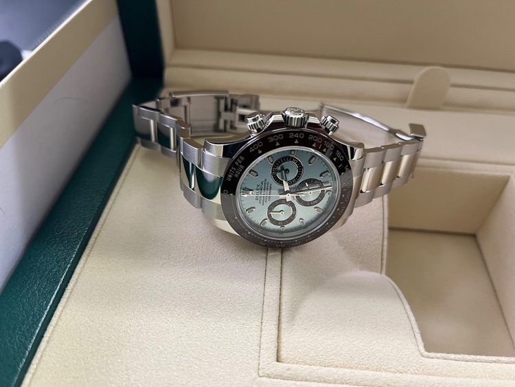 ロレックス デイトナ 11650（高級時計）の商品画像 - 査定依頼日：2025年9月19日 - 最高査定価格：13,800,000円