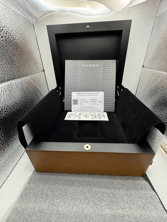 パネライ ラジオミール PAM0061（高級時計）の商品画像 - 査定依頼日：2025年4月9日 - 最高査定価格：700,000円