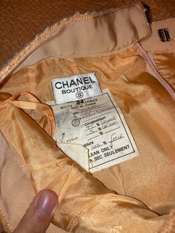 CHANELのツィードスカート（古着・ファッション）の商品画像 - 査定依頼日：2026年9月13日 - 最高査定価格：30,000円