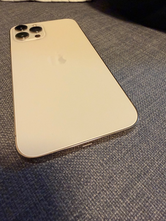 iPhone 12 Pro Max 256GB SIMフリー（スマホ）の商品画像 - 査定依頼日：2026年2月14日 - 最高査定価格：47,000円