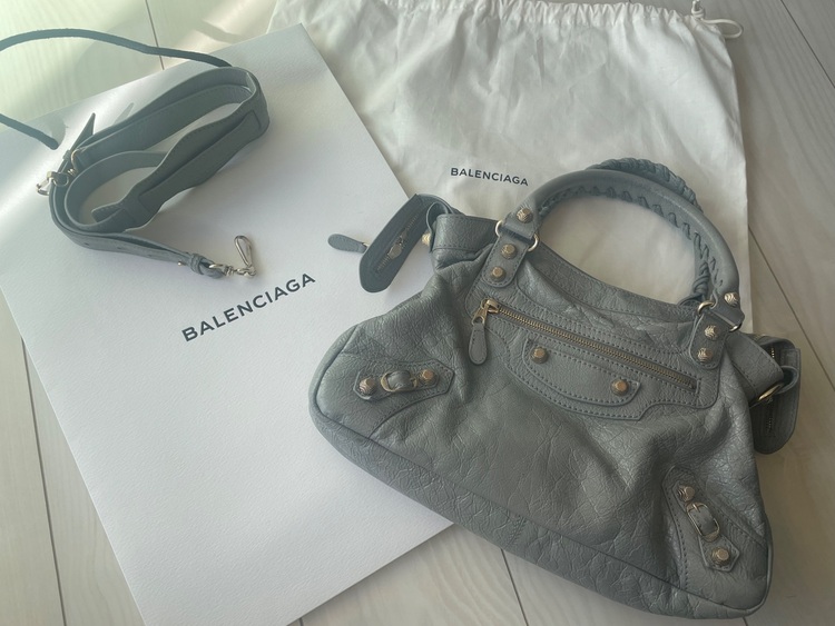 バレンシアガ  （ブランドバッグ）の商品画像 - 査定依頼日：2025年11月23日 - 最高査定価格：60,000円