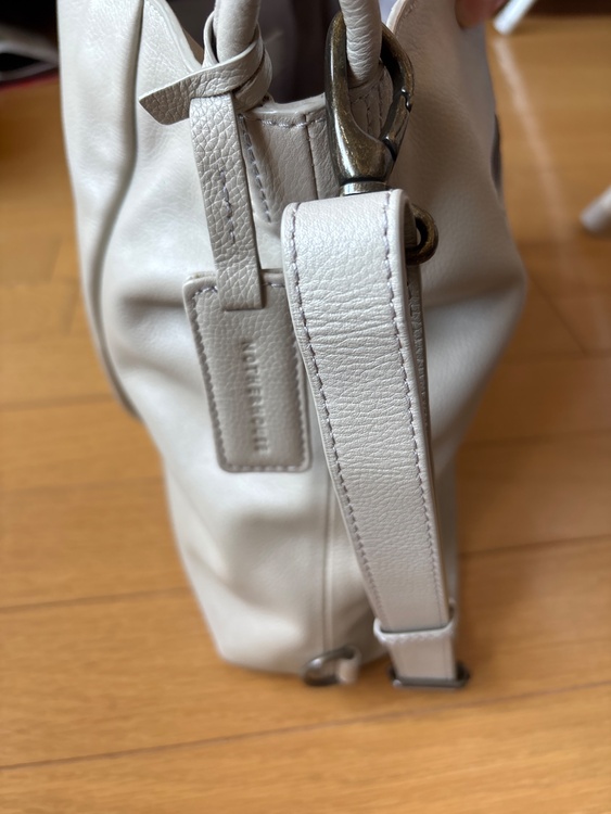その他 その他 （ブランドバッグ）の商品画像 - 査定依頼日：2026年5月10日 - 最高査定価格：8,000円