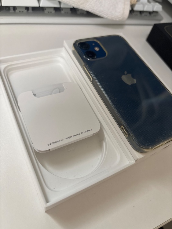 iPhone 12 mini（スマホ）の商品画像 - 査定依頼日：2026年4月7日 - 最高査定価格：21,000円