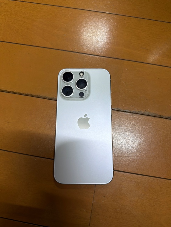 iPhone 15 Pro 256GB SIMフリー（スマホ）の商品画像 - 査定依頼日：2026年1月6日 - 最高査定価格：87,000円