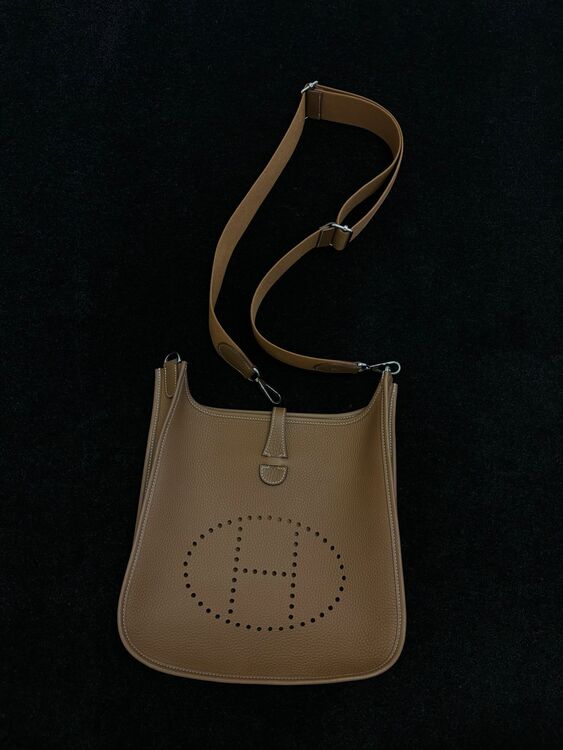 エルメス エブリン （ブランドバッグ）の商品画像 - 査定依頼日：2025年6月5日 - 最高査定価格：500,000円