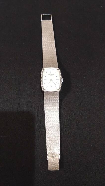 パテックフィリップ その他 （高級時計）の商品画像 - 査定依頼日：2025年4月18日 - 最高査定価格：800,000円