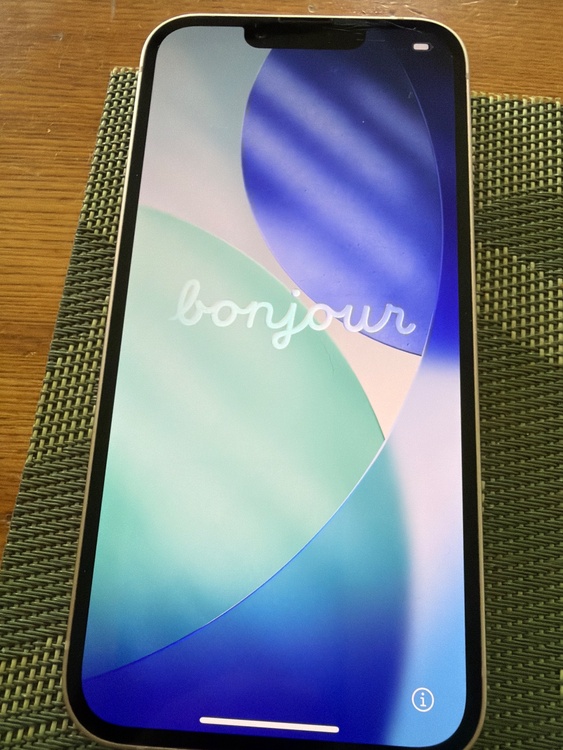 iPhone iPhone 13 128GB Softbank（スマホ）の商品画像 - 査定依頼日：2026年6月15日 - 最高査定価格：36,500円