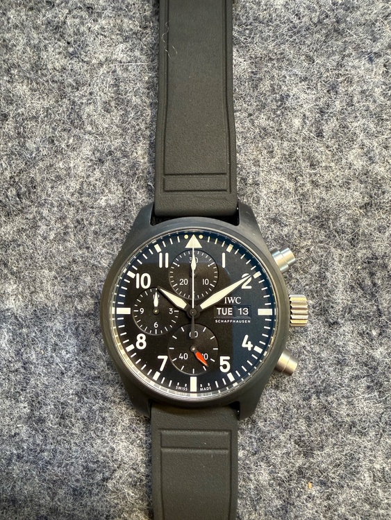IWC パイロットウォッチ（高級時計）の商品画像 - 査定依頼日：2026年9月14日 - 最高査定価格：9,000,000円