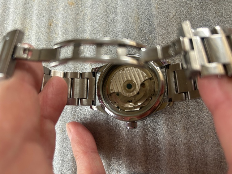 IWC その他 （高級時計）の商品画像 - 査定依頼日：2025年8月24日 - 最高査定価格：100,000円