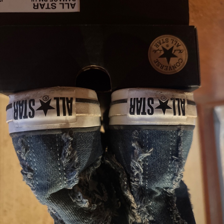 ALL STAR DAMAGE DM HI （古着・ファッション）の商品画像 - 査定依頼日：2026年4月23日 - 最高査定価格：100,000円