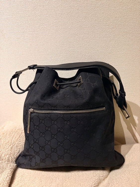 GUCCI ショルダーバック（ブランドバッグ）の商品画像 - 査定依頼日：2026年8月14日 - 最高査定価格：40,000円