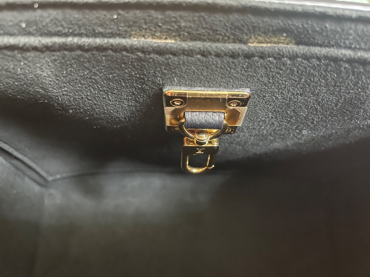 ルイヴィトン ルイヴィトン(その他) （ブランドバッグ）の商品画像 - 査定依頼日：2026年2月2日 - 最高査定価格：330,000円