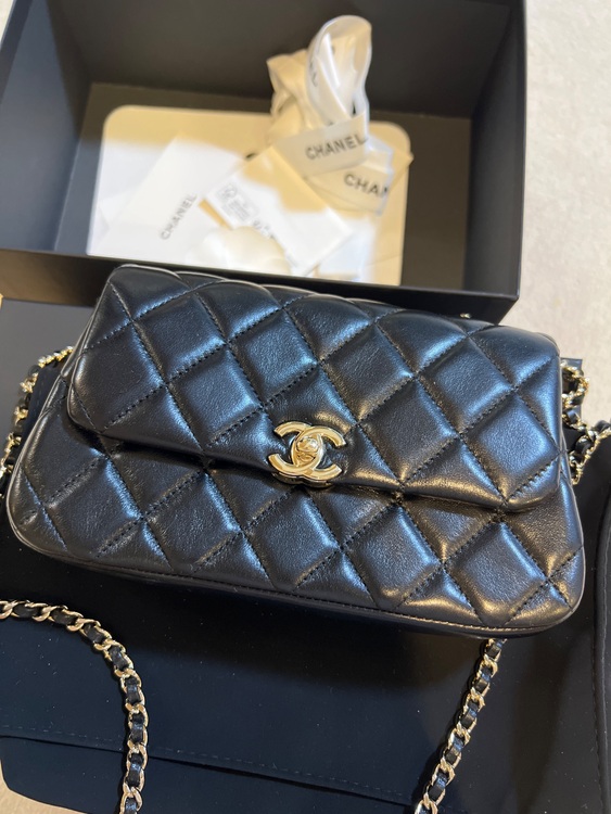 シャネル マトラッセ （ブランドバッグ）の商品画像 - 査定依頼日：2025年9月6日 - 最高査定価格：400,000円