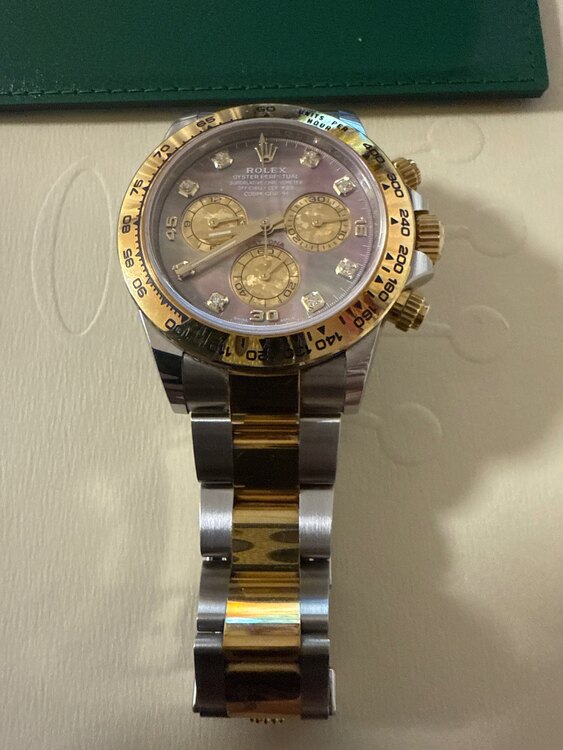 ロレックス デイトナ 116503n（高級時計）の商品画像 - 査定依頼日：2025年1月27日 - 最高査定価格：3,900,000円