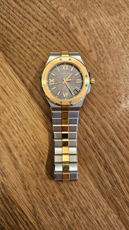 ショパール その他 298600-6001 アルパインイーグル　41mm（高級時計）の商品画像 - 査定依頼日：2025年4月13日 - 最高査定価格：1,655,000円