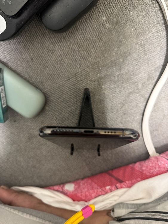 iPhone11 Pro Max 256GB docomo（スマホ）の商品画像 - 査定依頼日：2026年3月7日 - 最高査定価格：27,000円